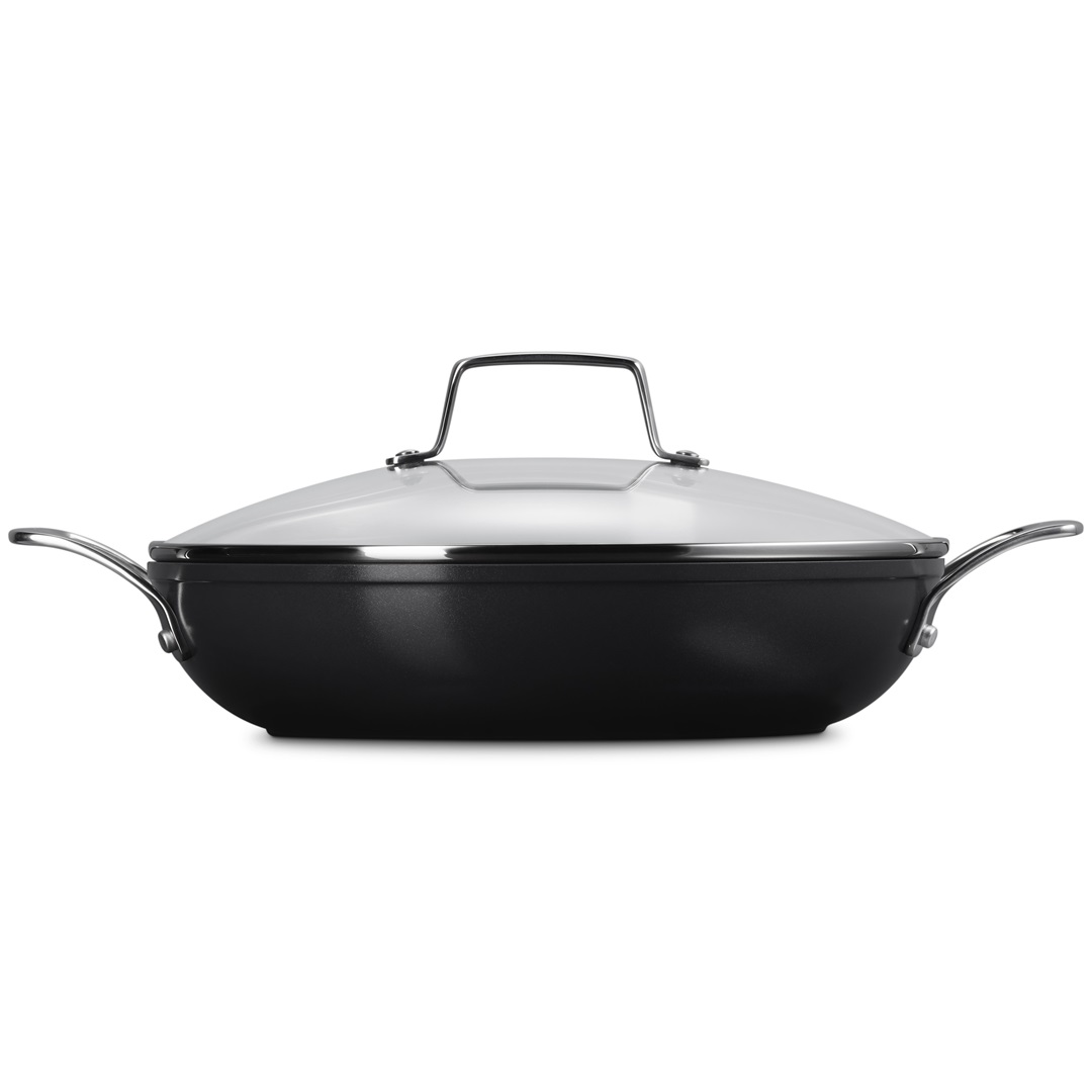 kookpunt-le-creuset-essential-non-stick-ceramic-provençaalse-sauteerpan-met-glasdeksel,-28cm