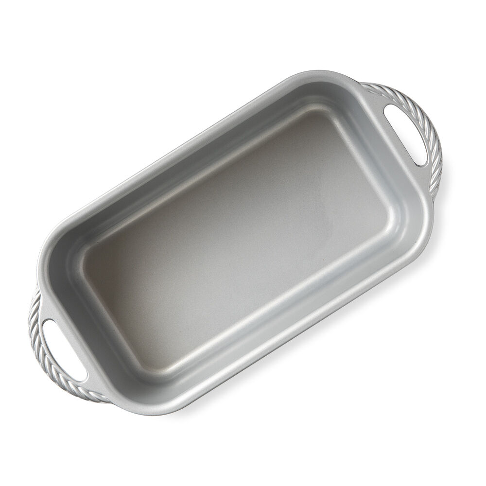 nordic-ware-classic-loaf-pan
