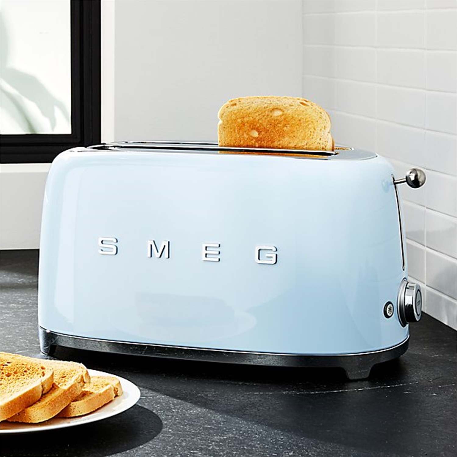 smeg-broodrooster-2x4-tsf02pbeu-pastelblauw