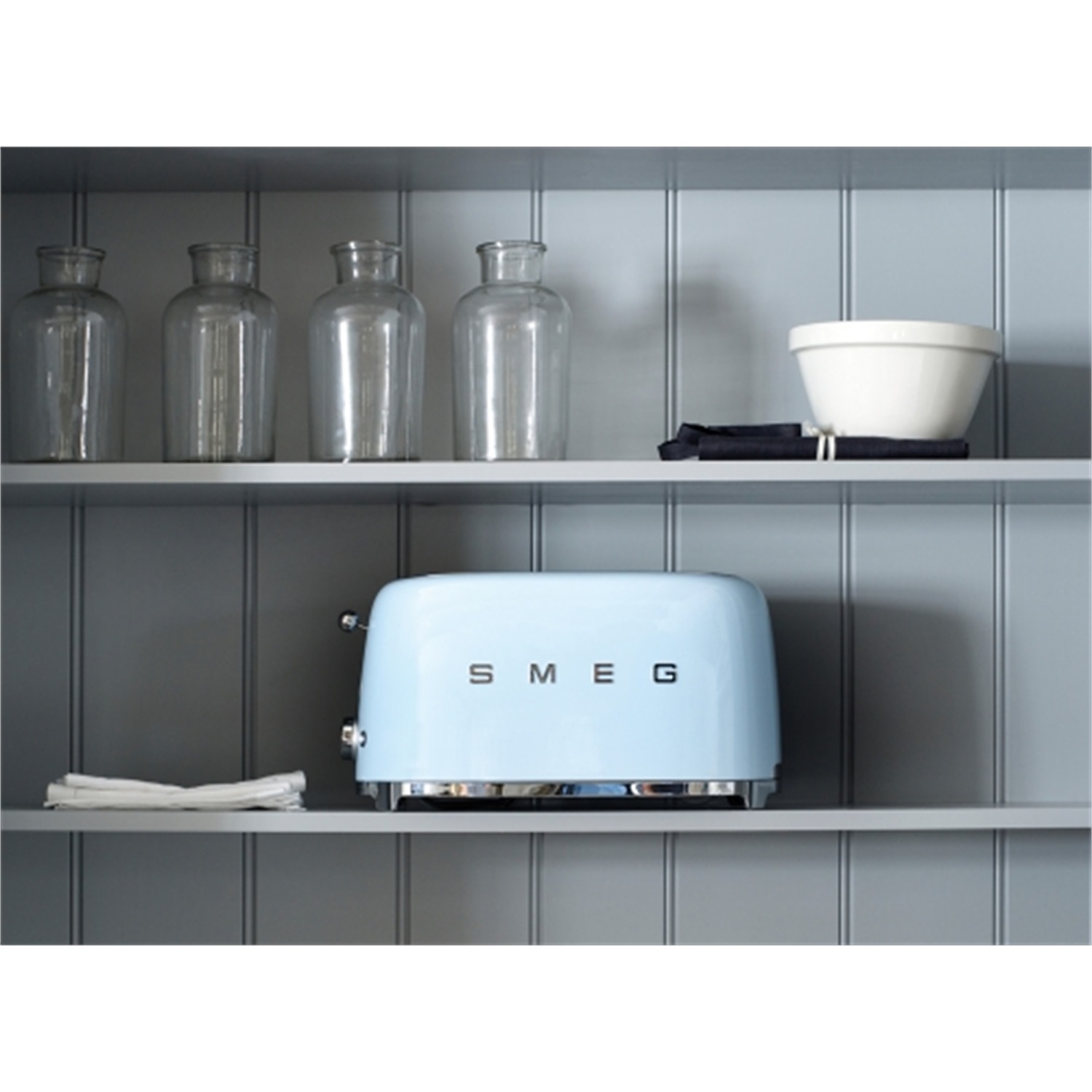 smeg-broodrooster-2x4-tsf02pbeu-pastelblauw
