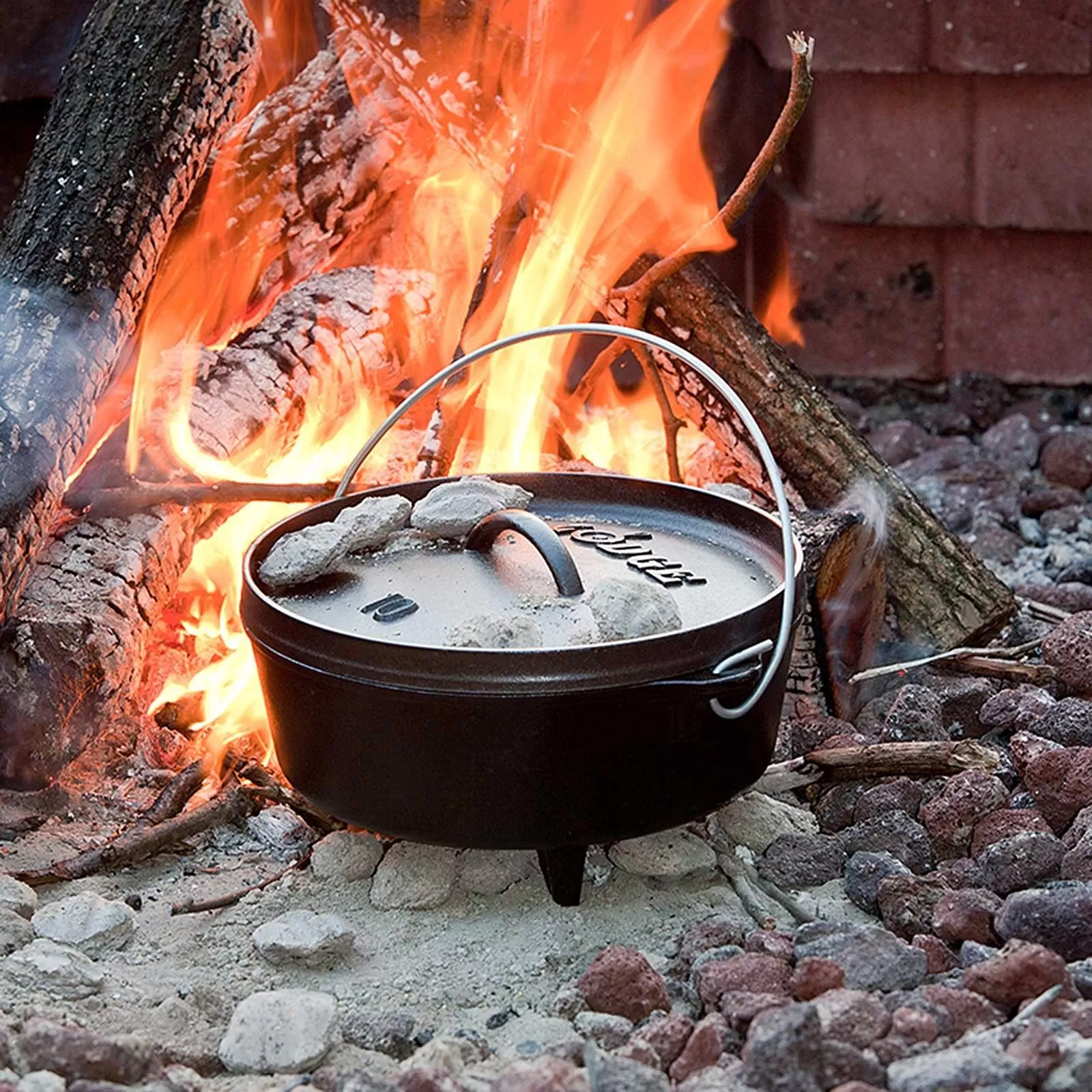 lodge-camp-dutch-oven-l10co3-254cm