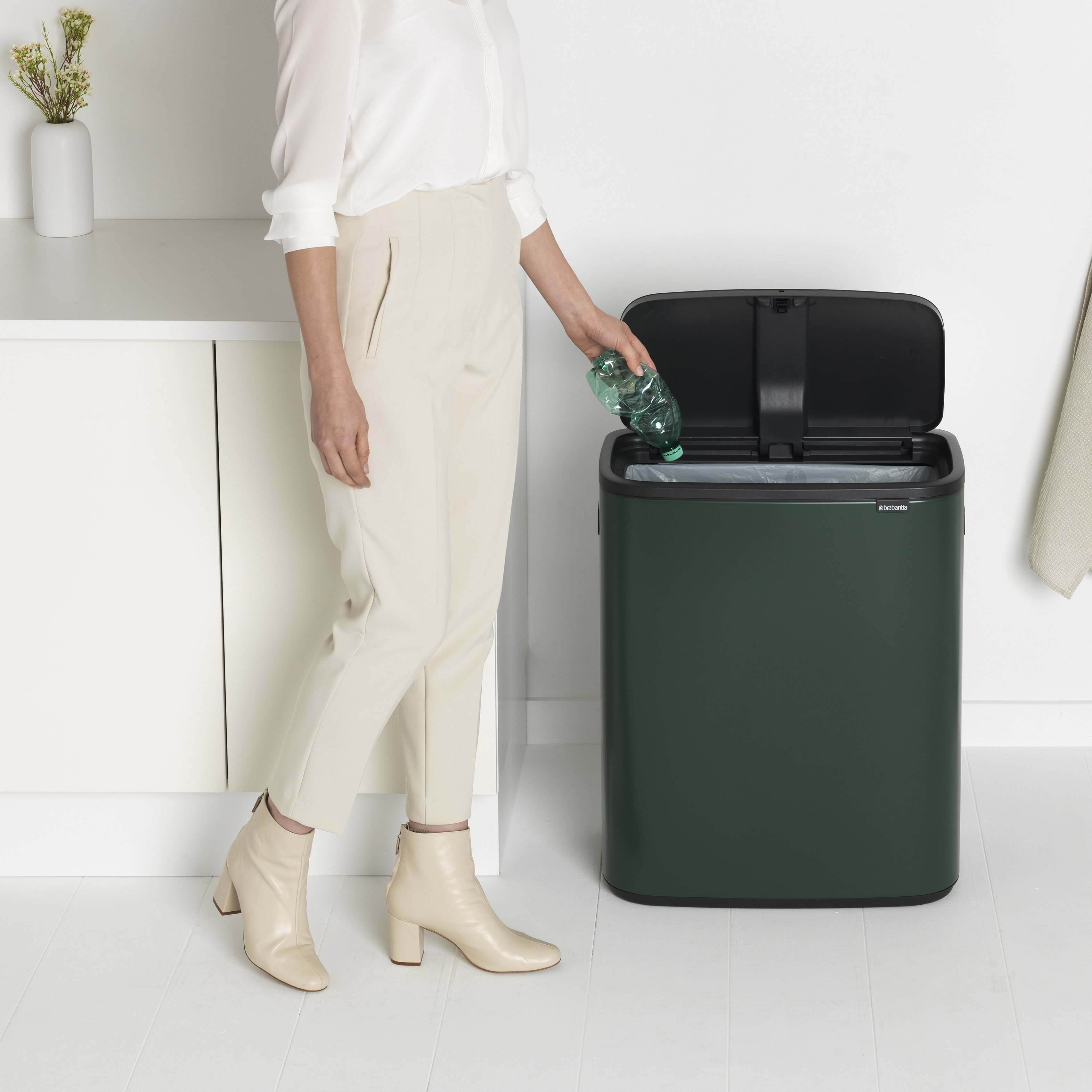 brabantia-bo-touch-bin-60l-groen