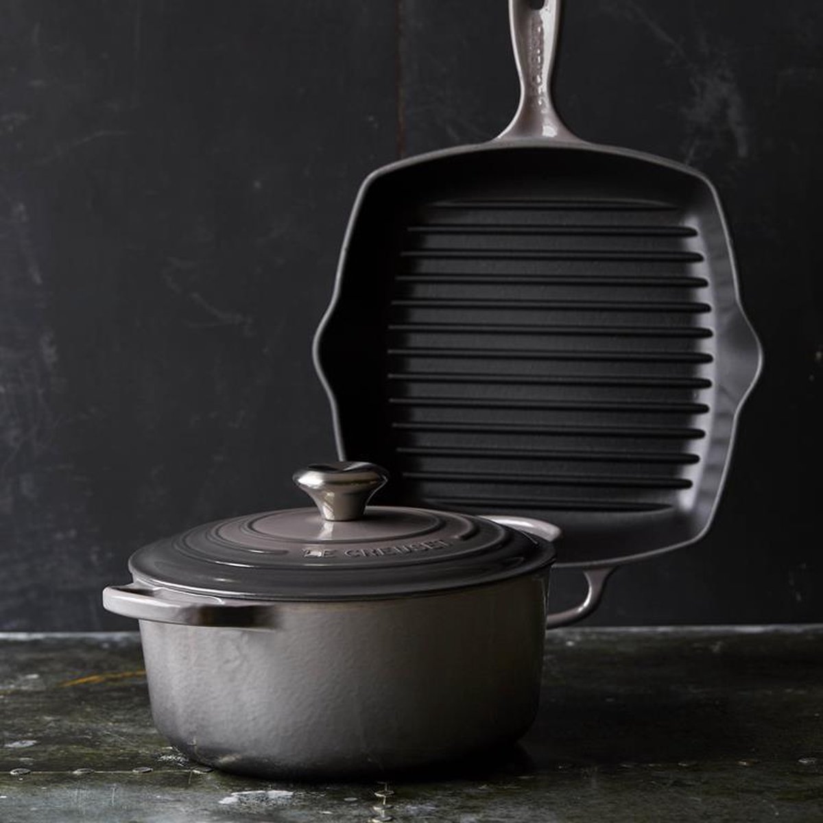 le-creuset-signature-grillpan-26x26cm-flint
