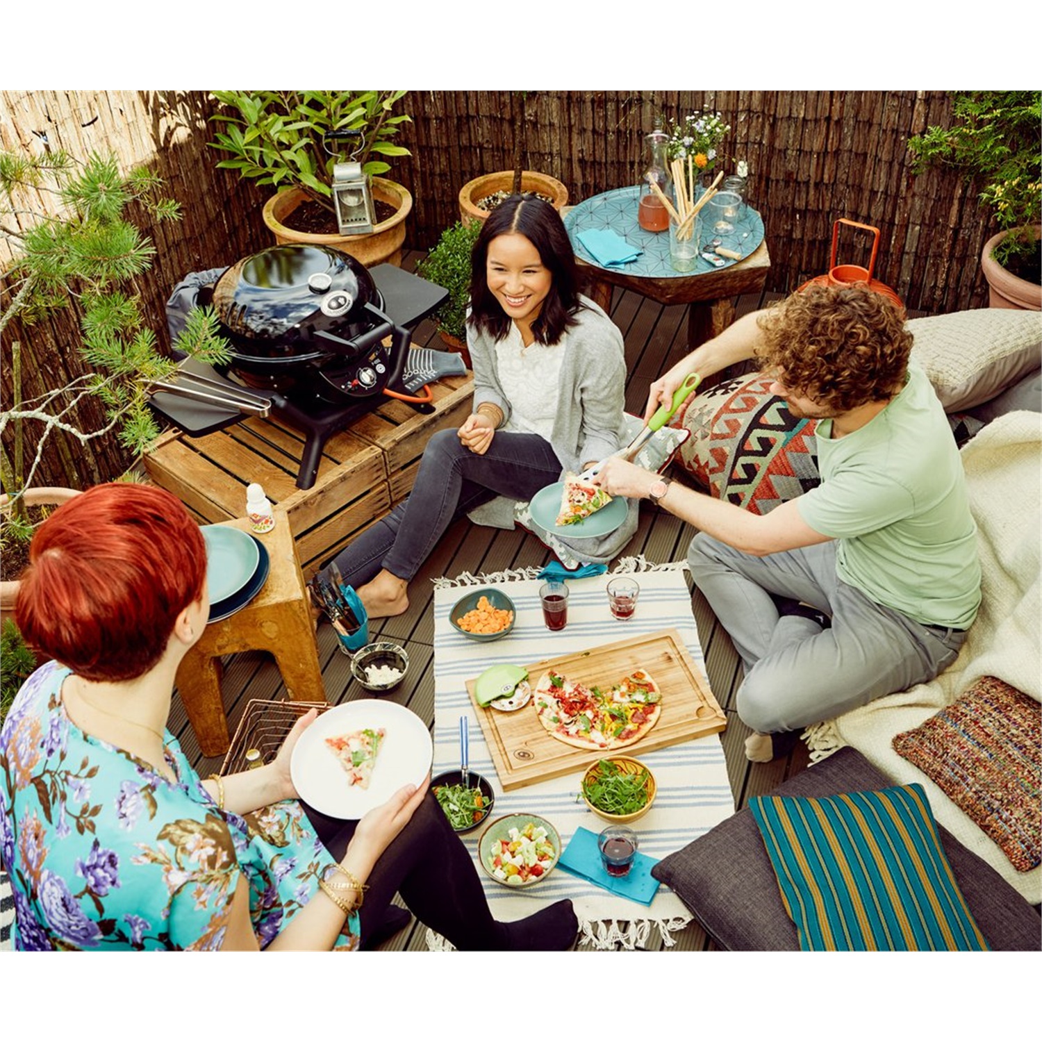 outdoorchef-minichef-p-420-g-gasbarbecue-zwart