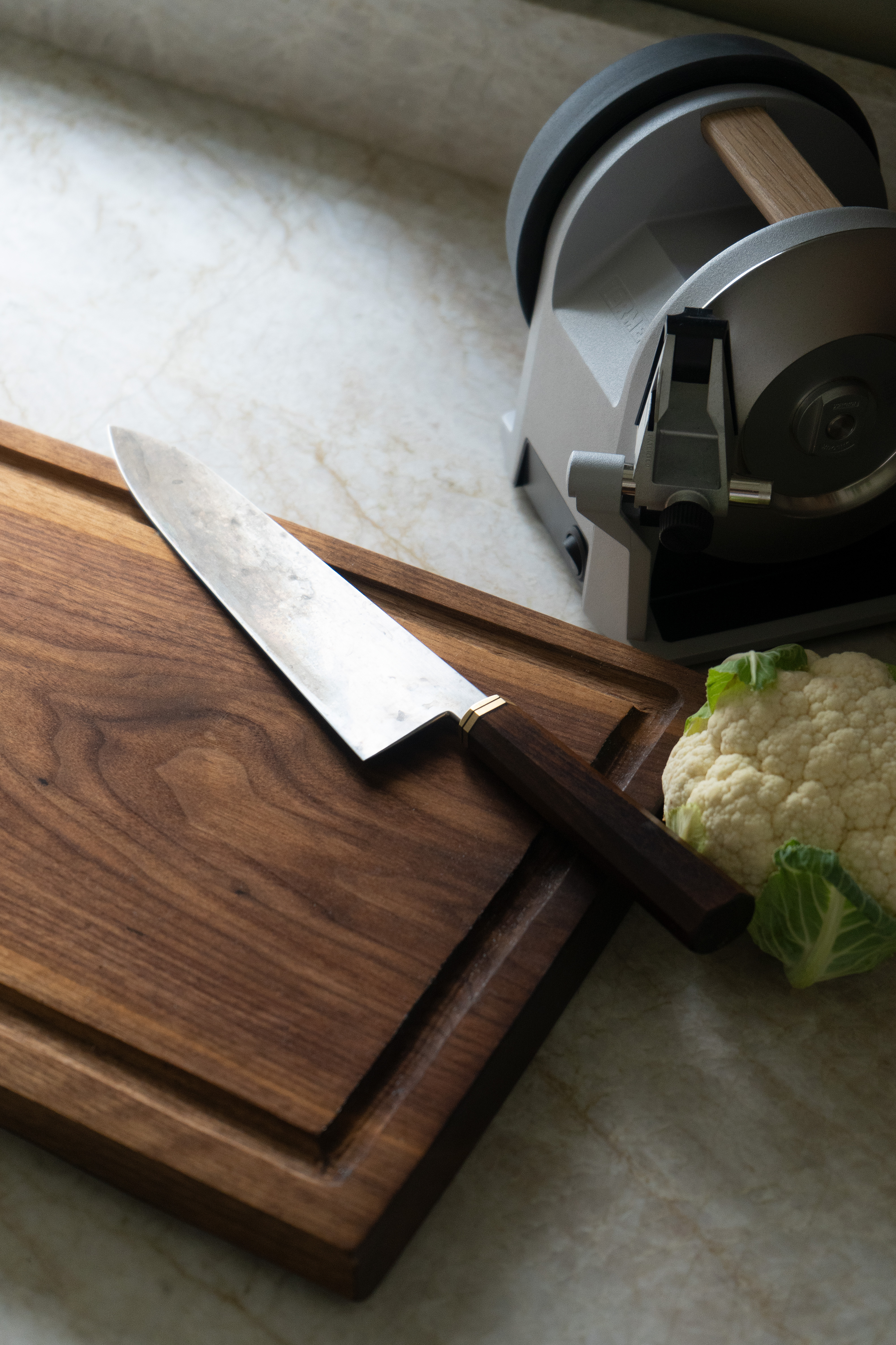 7.tormek_t-1_kitchen_knife_sharpener_-_cauliflower_4000x6000.jpg