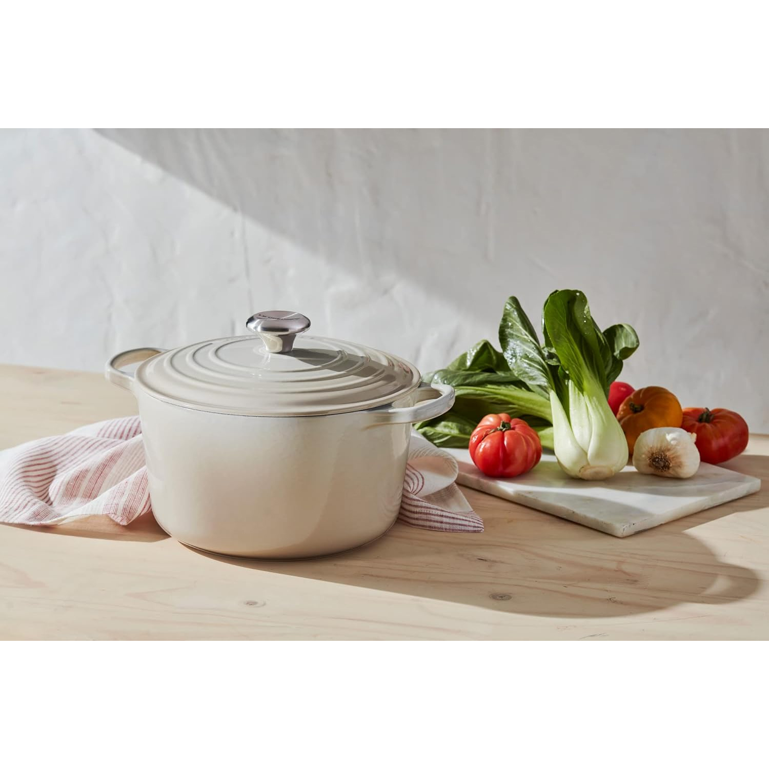 le-creuset-signature-braadpan-hoog-24cm-meringue