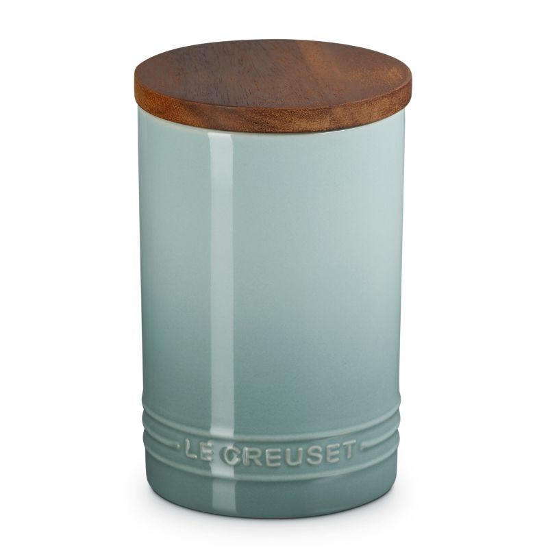 le-creuset-signature-voorraadpot-met-houten-deksel-0-77l-sea-salt.jpg