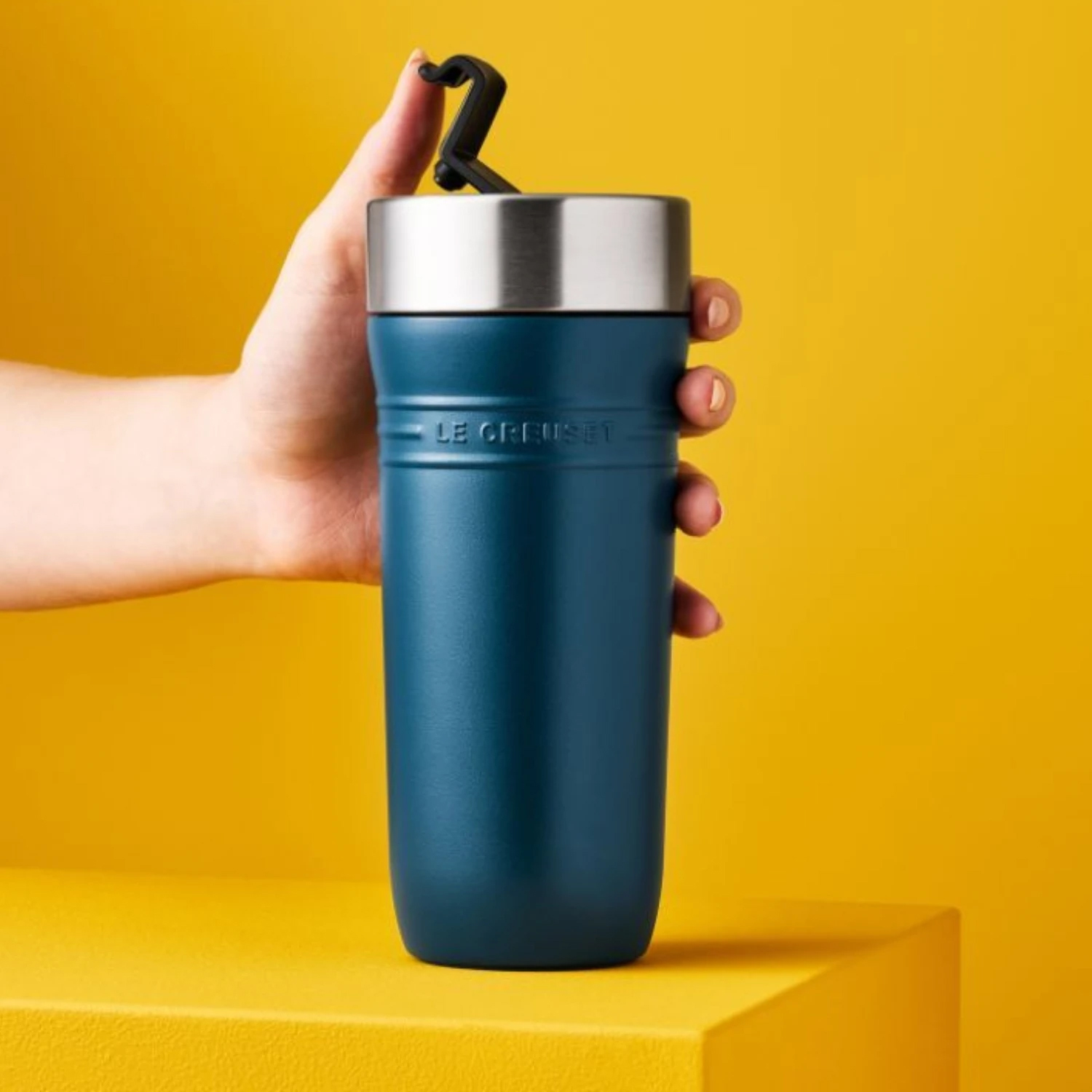 le-creuset-on-the-go-thermosbeker,-0,35l-deep-teal-sfeer