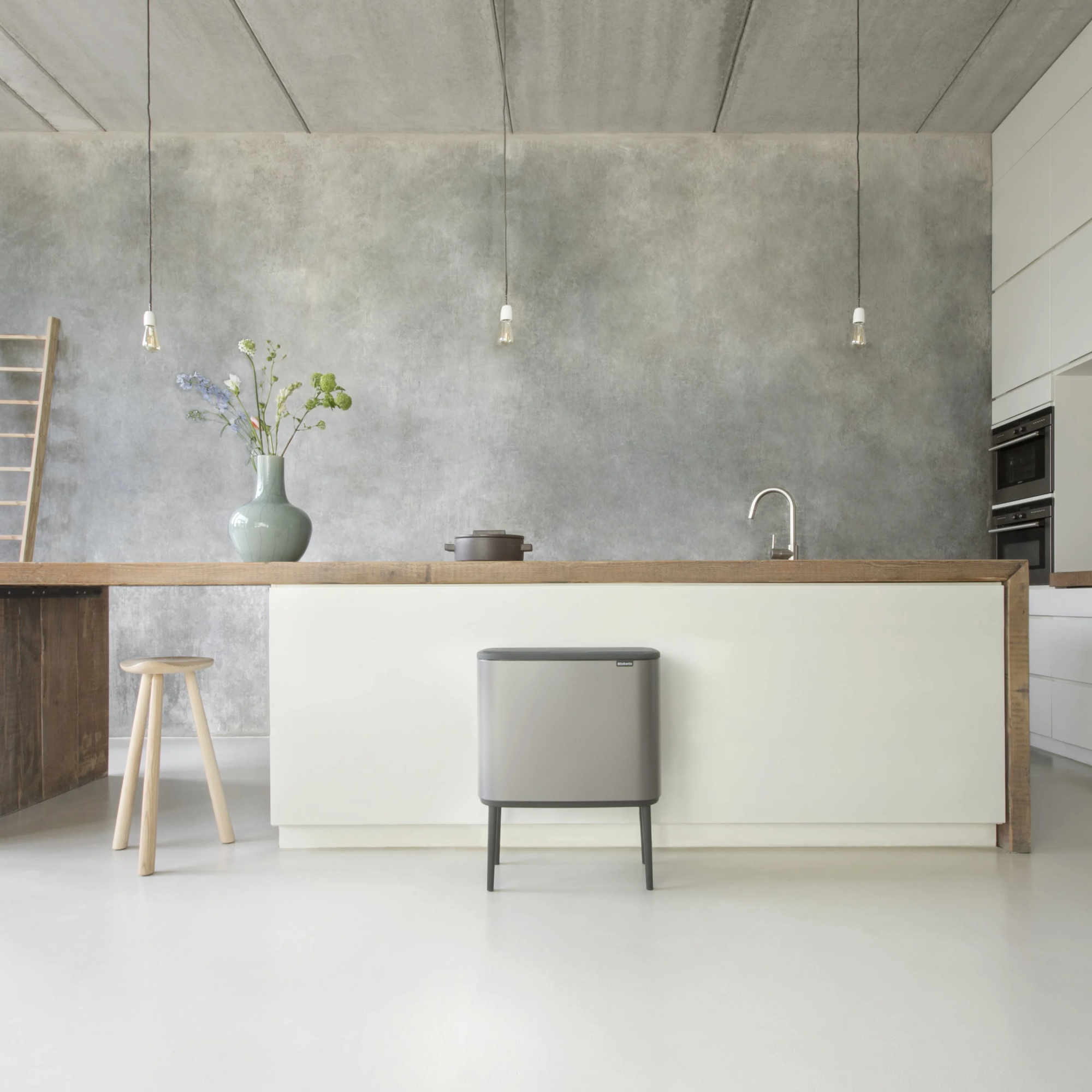 brabantia-bo-touch-bin-36l-platina