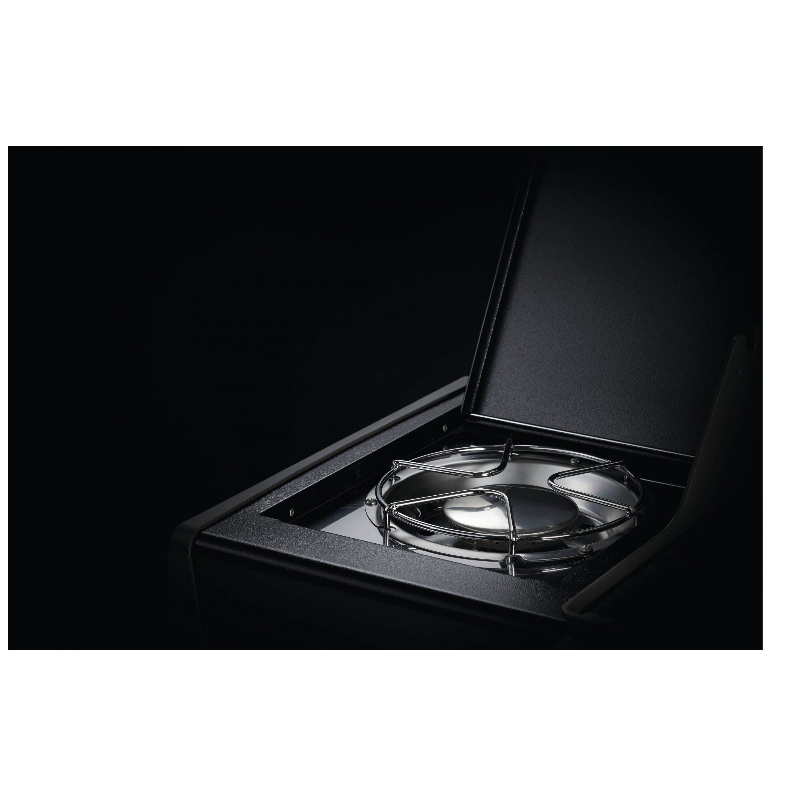 napoleon-rogue-425-gasbarbecue-met-zij-en-achterbrander-zwart