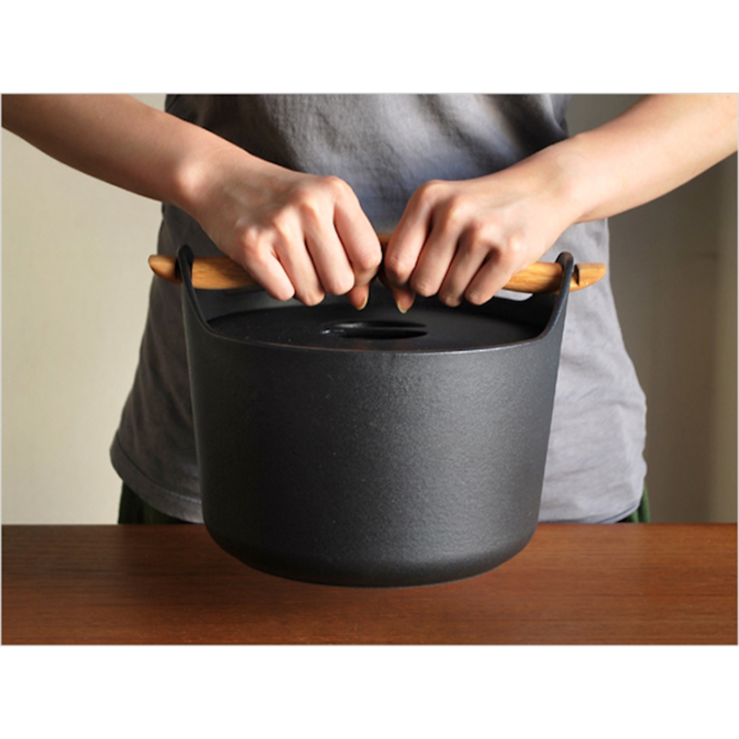 iittala-sarpaneva-braadpan-met-deksel-215cm