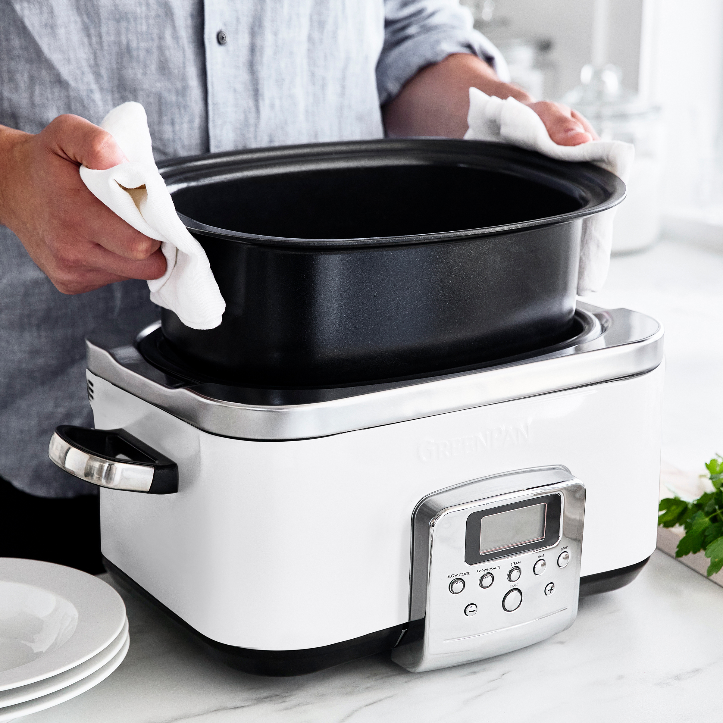greenpan-electricals-slowcooker-6l-creme