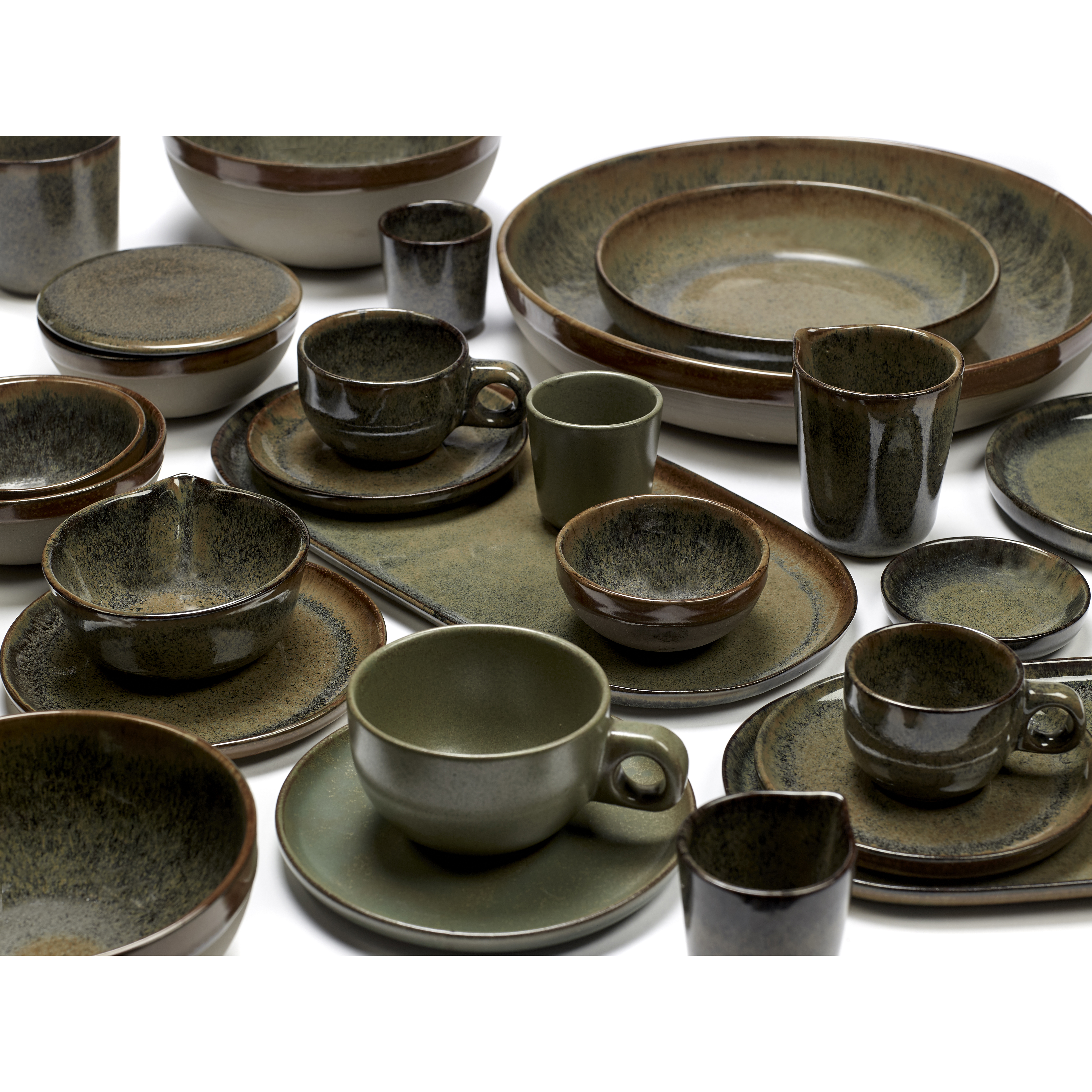 serax-surface-serviesset-20-delig-indi-grey