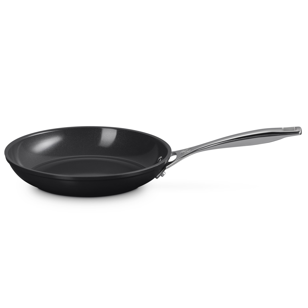 kookpunt-le-creuset-essential-non-stick-ceramic-koekenpan,-24cm-2