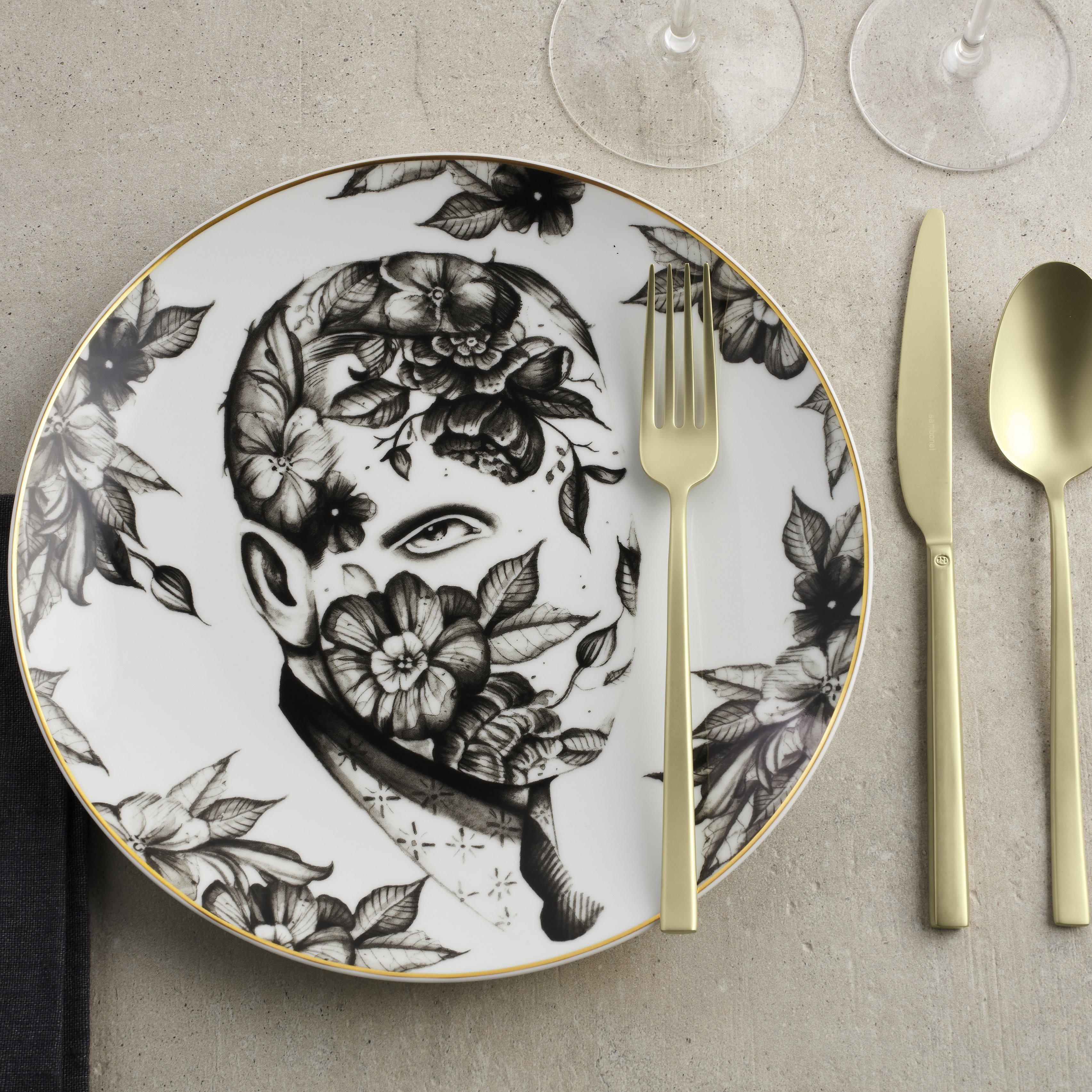 sambonet-rock-bestekset-52662p81-24-delig-champagne_1jpeg